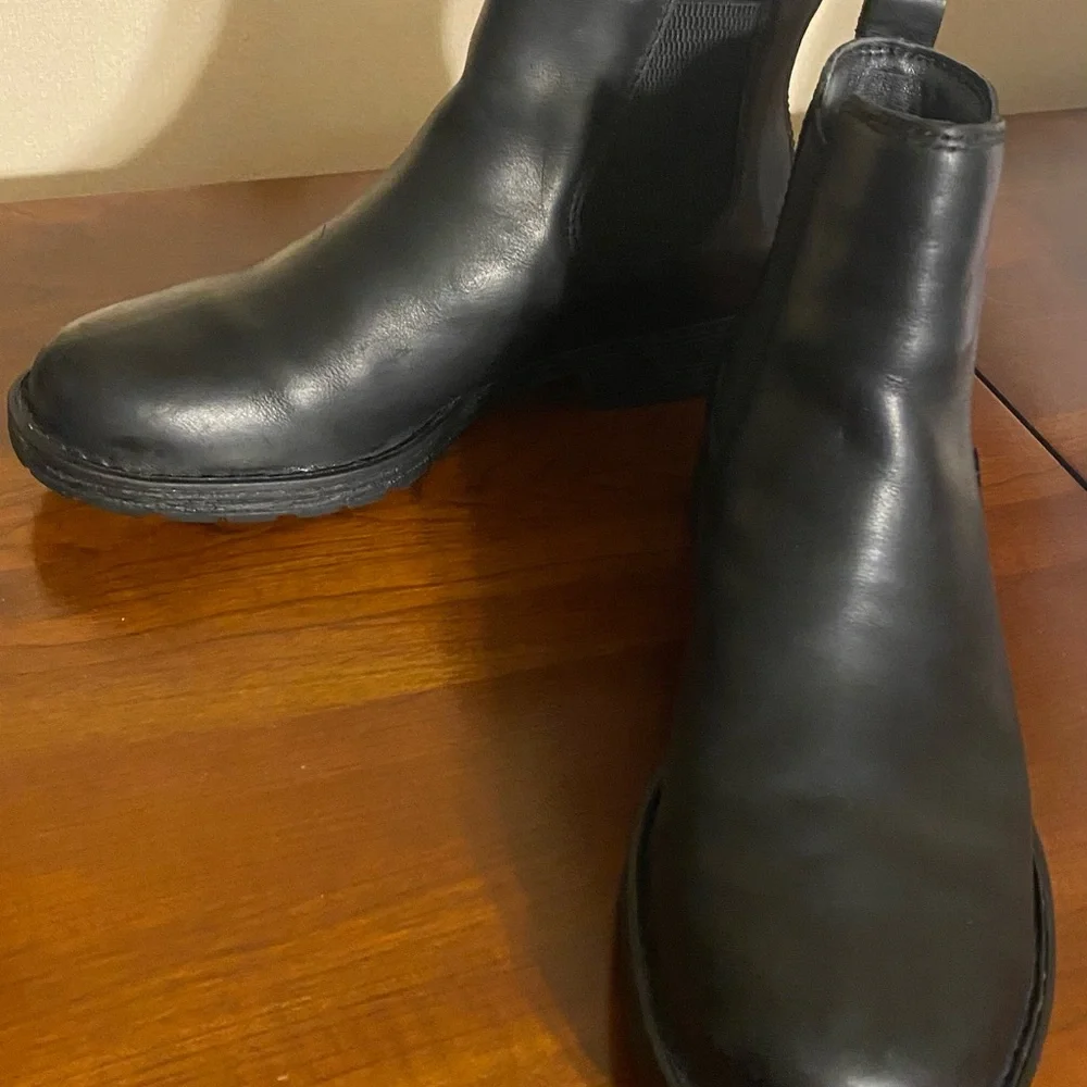 Born Black Chelsea Boots 8.5